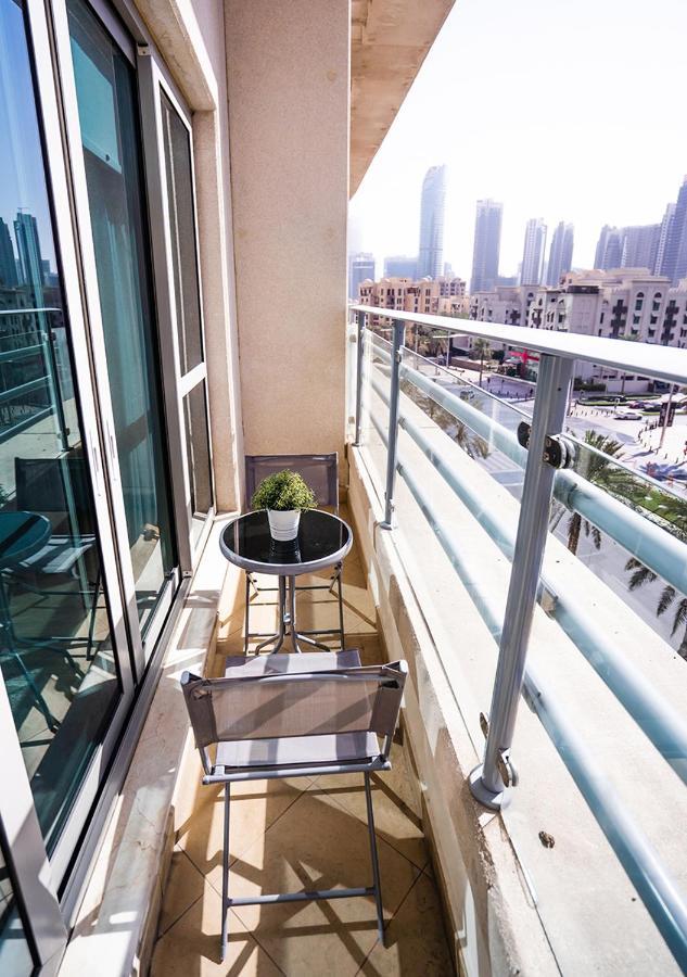 Nasma Luxury Stays - Boulevard Central Tower Дубай Екстериор снимка