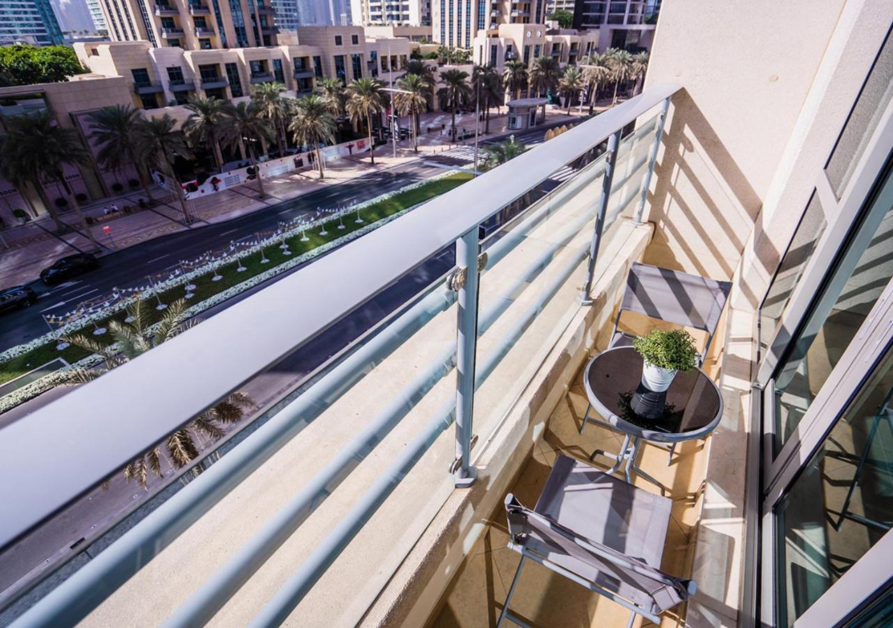 Nasma Luxury Stays - Boulevard Central Tower Дубай Екстериор снимка